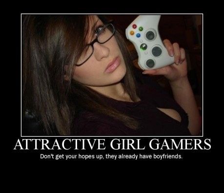  Girl Playing Xbox on Girls Shouldn T Pretend To Be Geeks And Nerds Or Intellectuals
